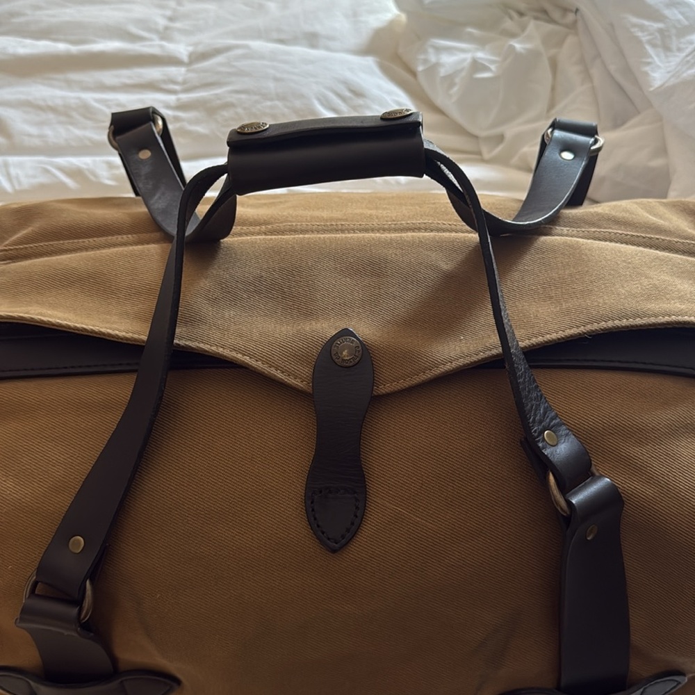 Filson medium tan twill duffle - Picture 2 of 10